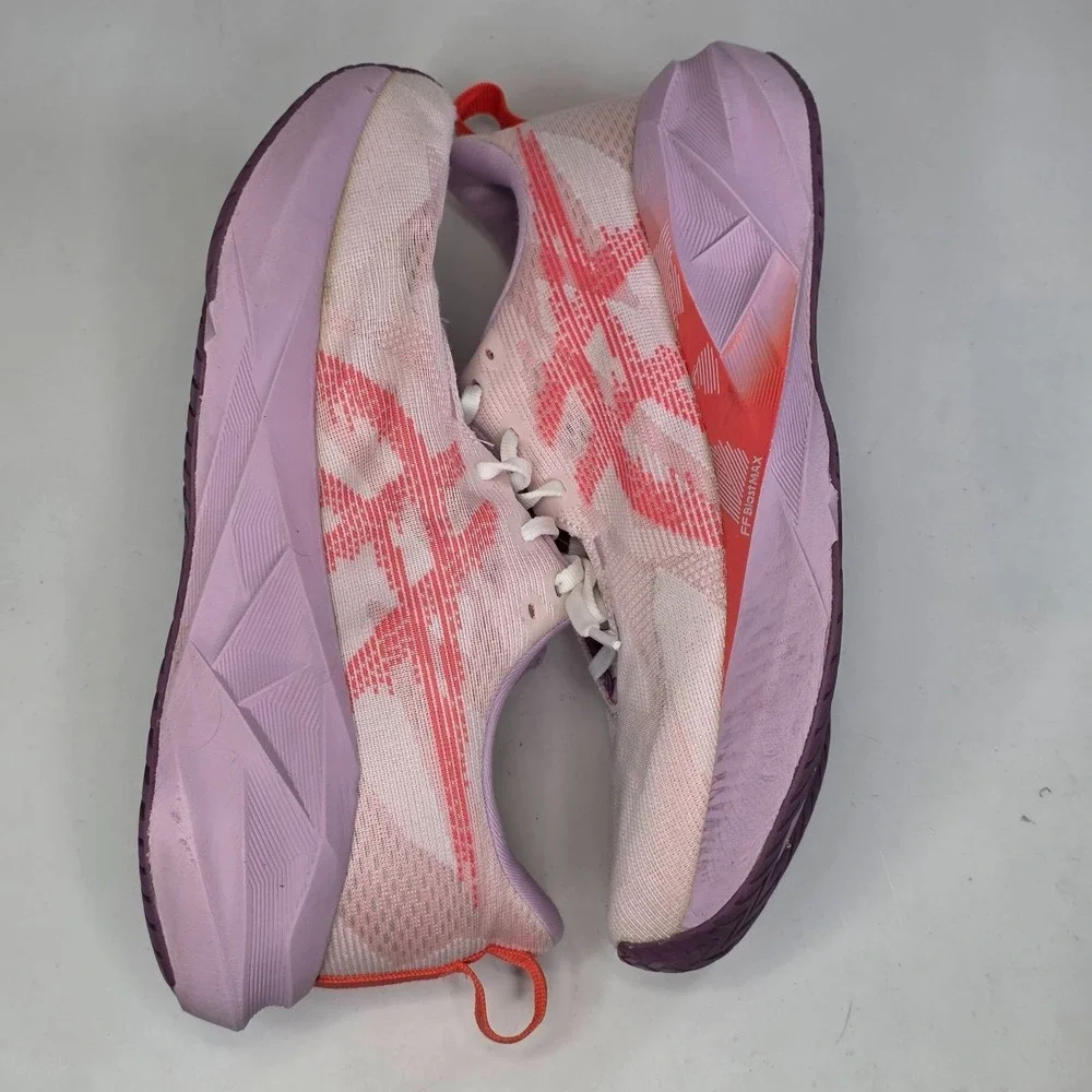 Asics Novablast 5 Women's Size 10 Pink Purple Athletic Running Shoes Sneakers